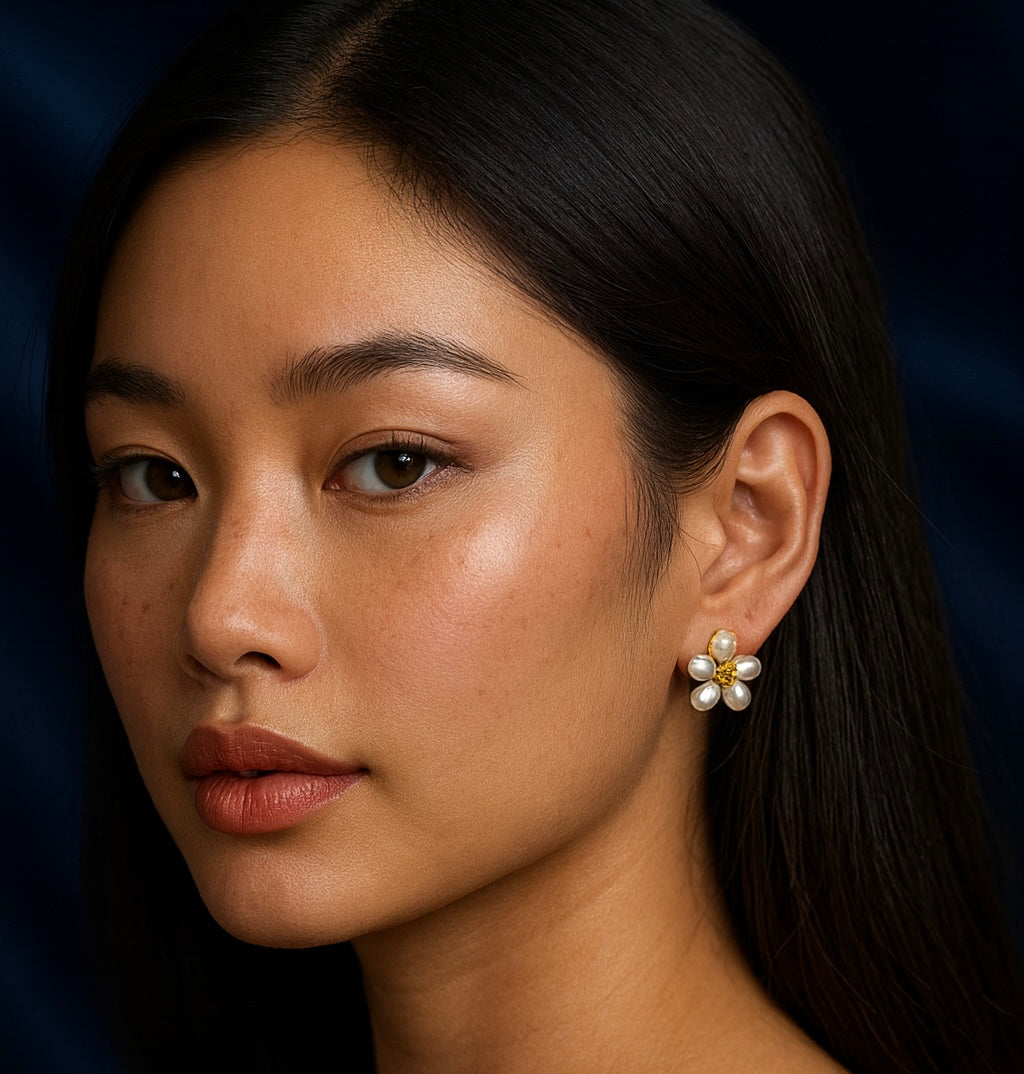 The Dahlia Pearl Bloom