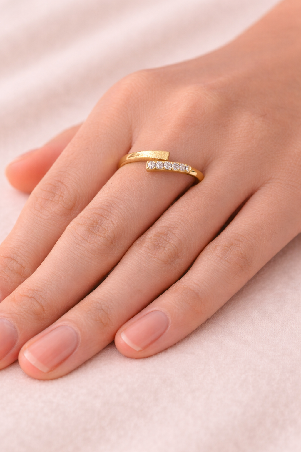 The Poise Bar Ring