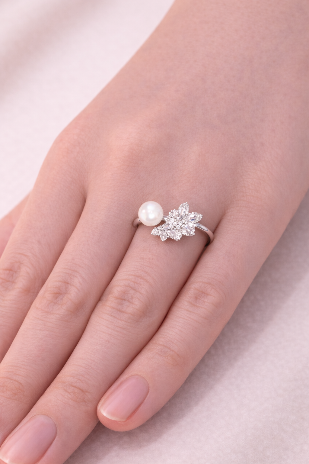 The Pearl Reverie Ring