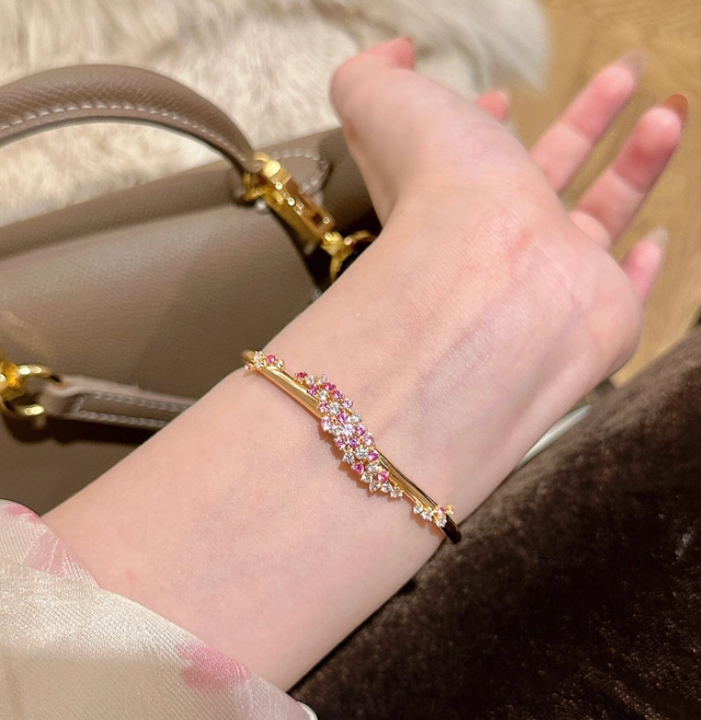 Rosé Bloom Bangle
