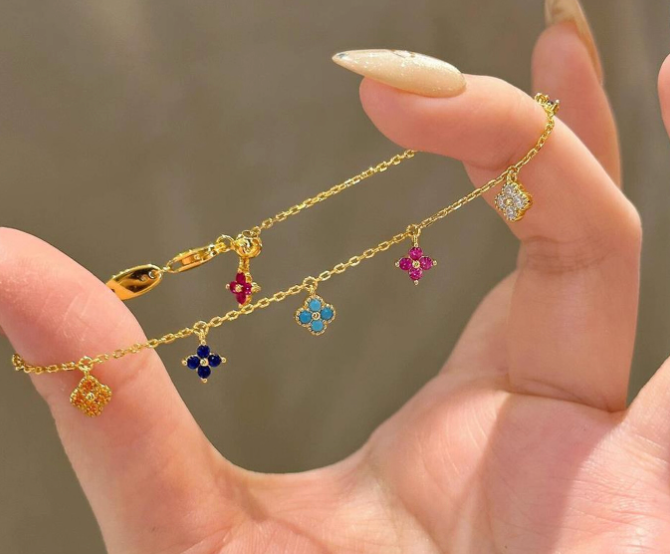 Dainty Lucky Charm Bracelet