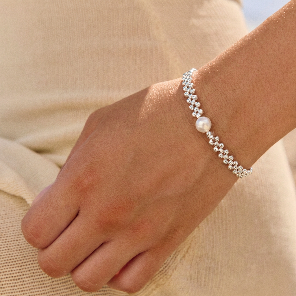 The Poise Pearl Bracelet